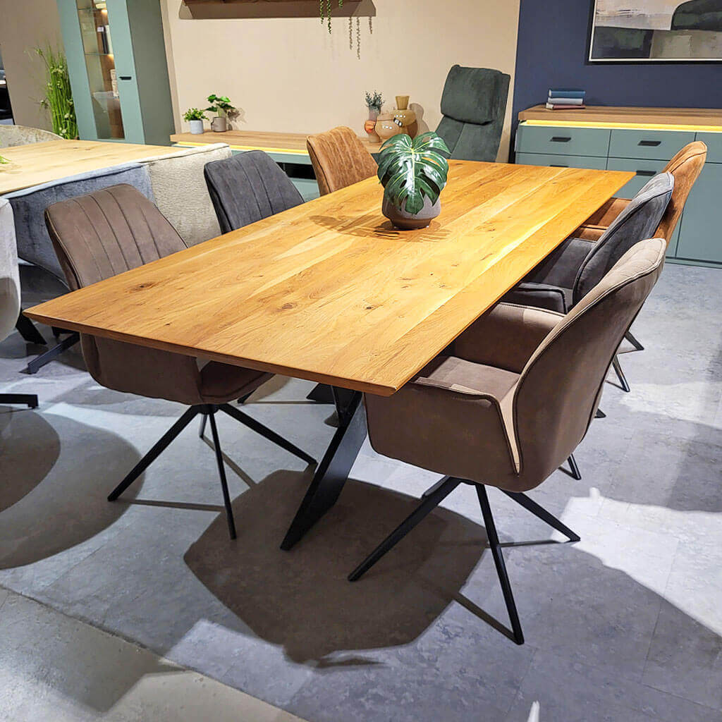 Esstisch LN 2071 Wildeiche