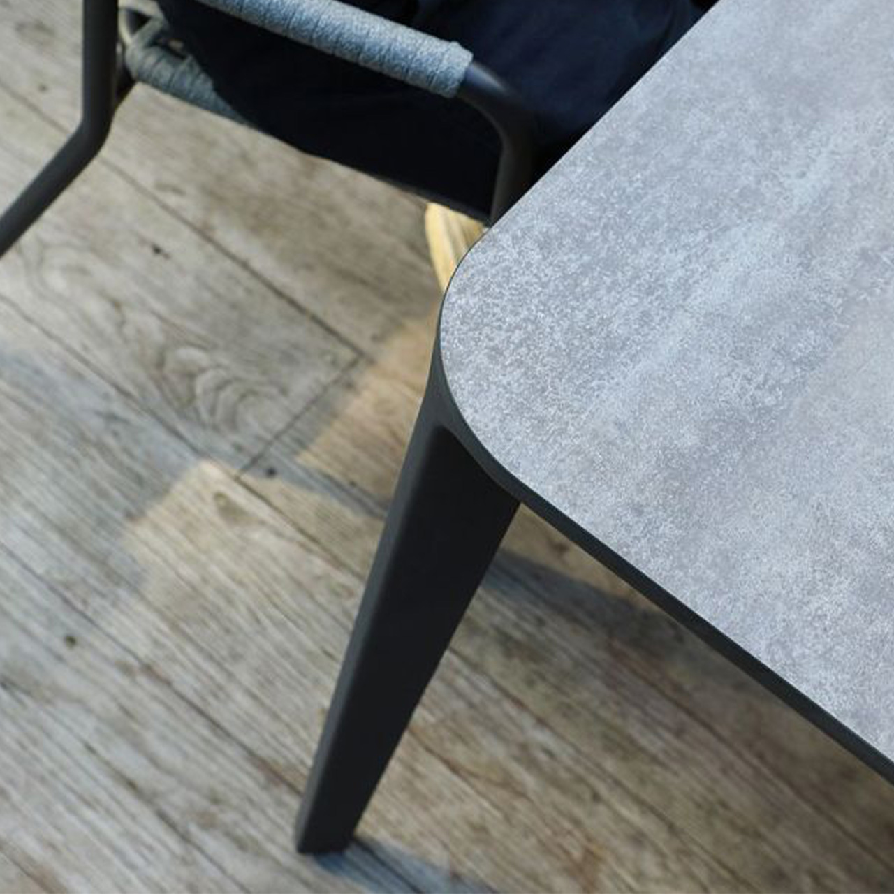 Zebra Tisch Taro 6150 / 6154